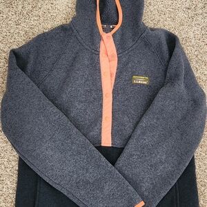 L.L. Bean Women's Blue and Coral Pull Over Hoodie